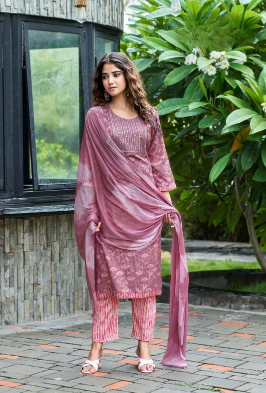 3-Set Frost Red Suit (Top+Pants+Dupatta)