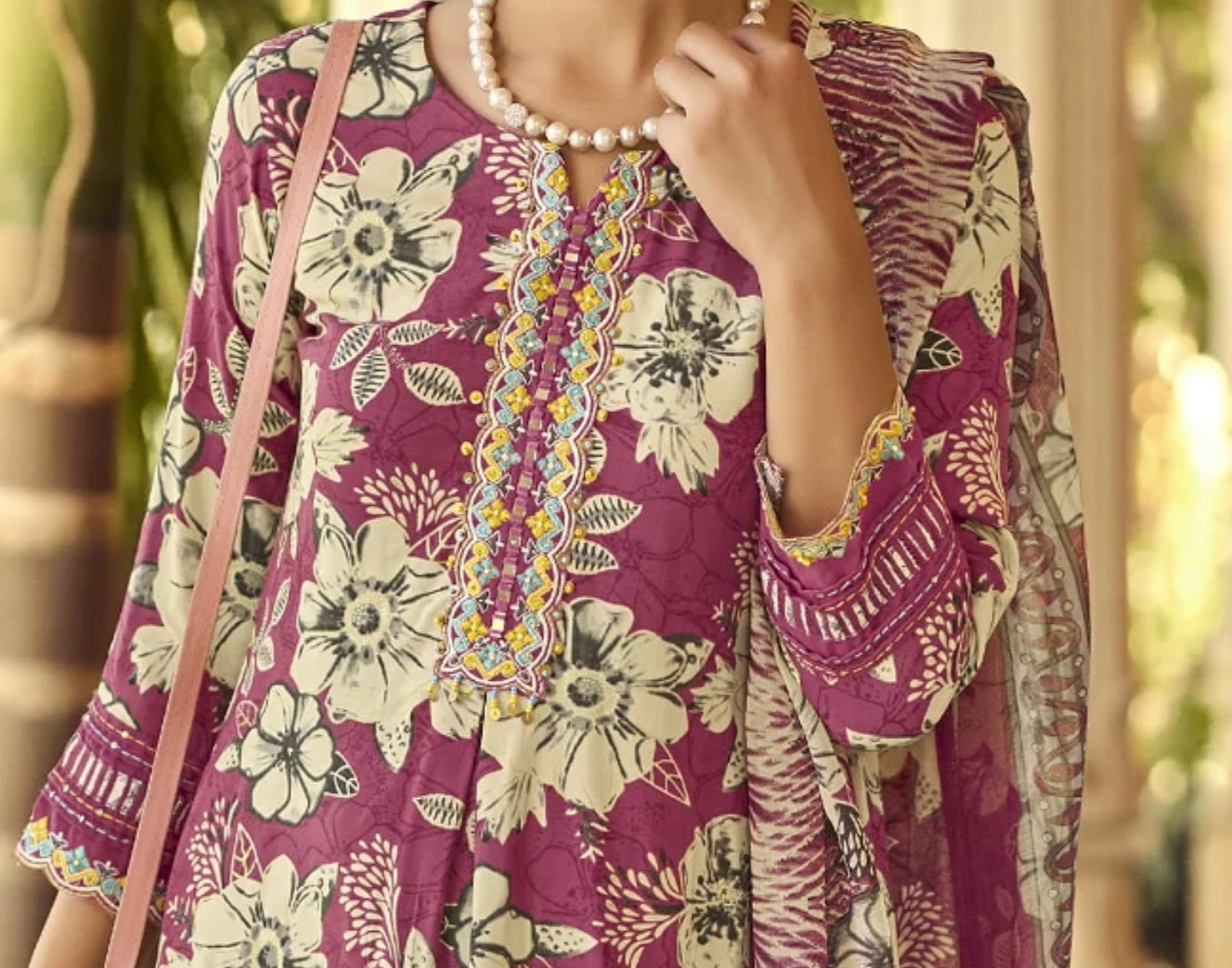 Peach Printed 3-Set Kurta with Embroidery (with Dupatta)